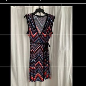 Sleeveless wrap aroung dress